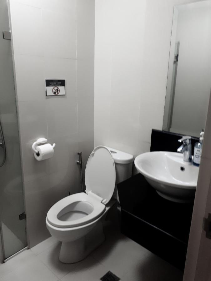 One Palm Tree Villas 马尼拉 外观 照片