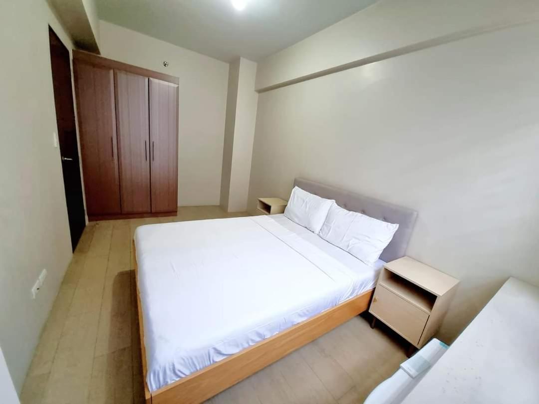 One Palm Tree Villas 马尼拉 外观 照片